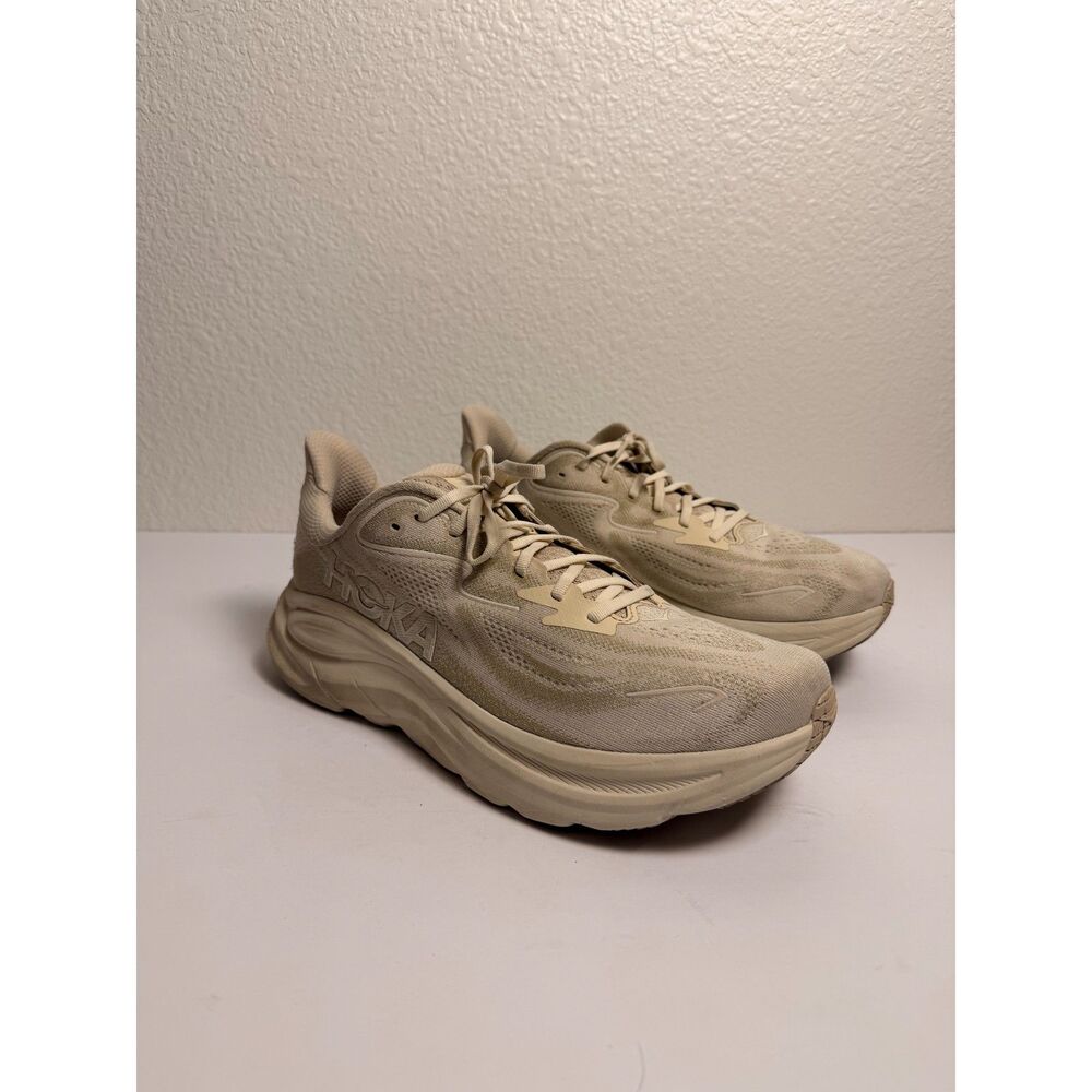 Hoka Men's Clifton 10 Running Shoes Size 12 Oatmeal/Oat Milk